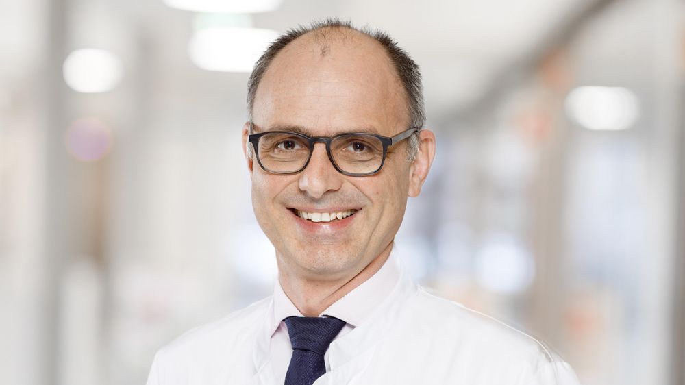 Dr. Martin Kimmel Dr. Martin Kimmel